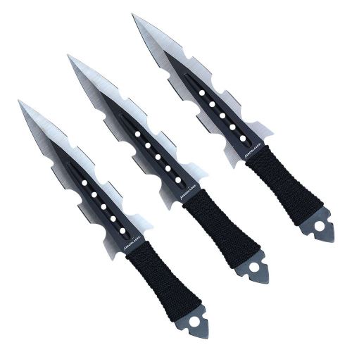 Equip yourself with the Aeroblades Throwing Knife Set, complete with a sheath for easy carrying.